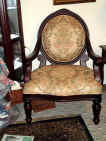Medallion Back Arm Chair2.jpg (69640 bytes)