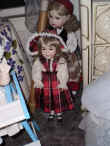 collectible dolls11.jpg (62238 bytes)