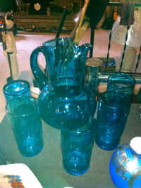 BLUE PITCHER AND GLASSES.JPG.jpg (76650 bytes)