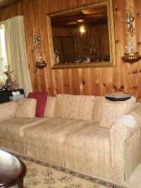 Western Style Couch & Chair.JPG.jpg (112289 bytes)