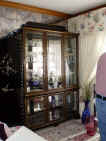 glass china cabinet.jpg (66541 bytes)