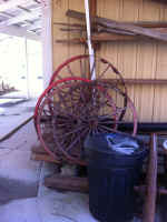 wagon wheels.jpg (85548 bytes)