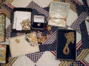 jewelry 2.jpg (166745 bytes)